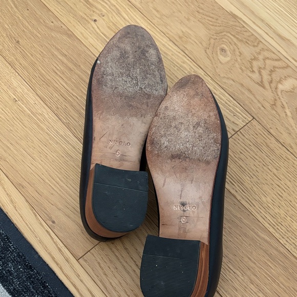 Nisolo Black Leather Clogs with Wooden Heel - Picture 4 of 4